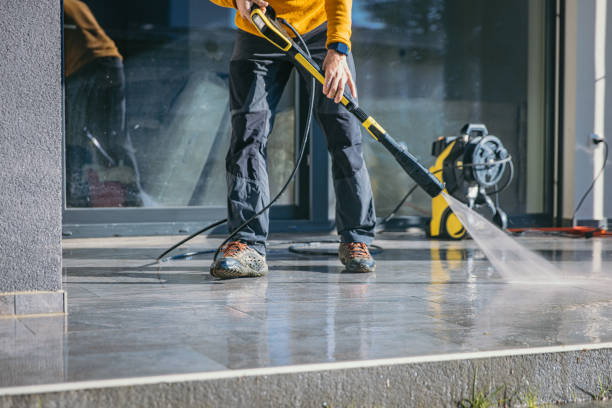 Best Sidewalk Pressure Washing  in Gleed, WA